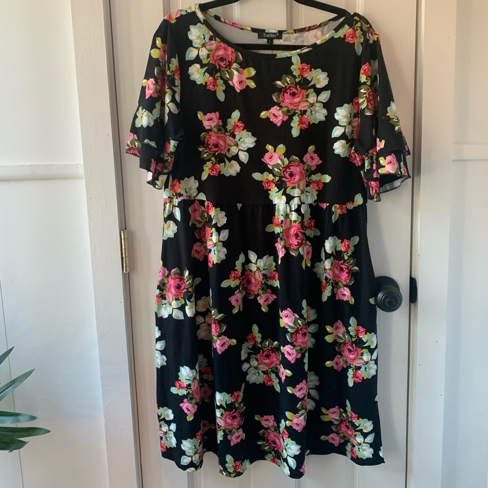 Floral Fit & Flare Dress!